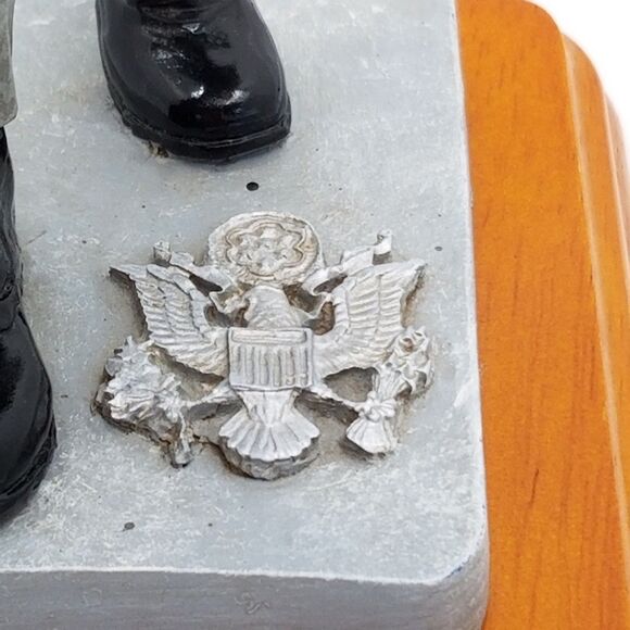 Vanmark American Heroes first edition # 0120 of 2500 Looking Skyward 2002 - Picture 6 of 12